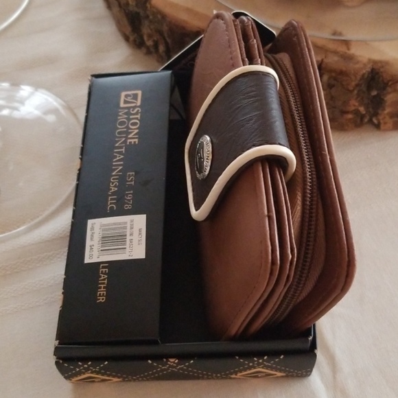 Stone Mountain USA Bags Stone Mountain Leather Wallet Poshmark
